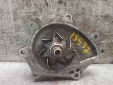 Pompe à eau Toyota RAV 4