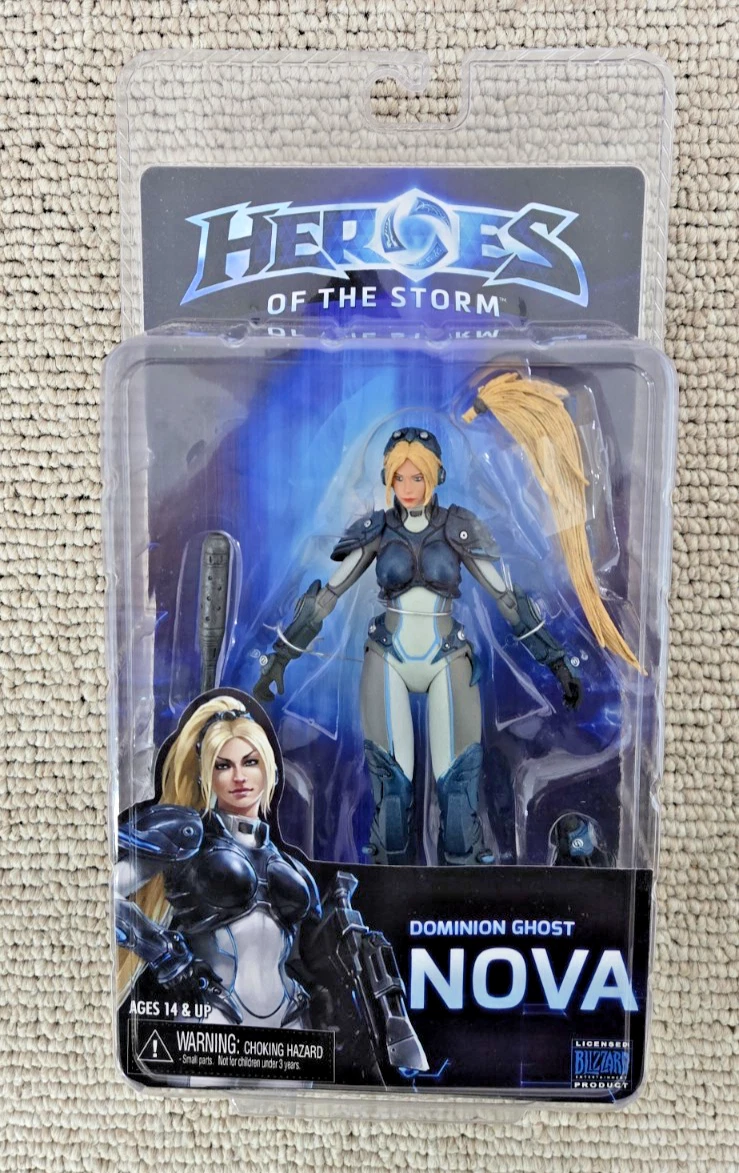 Figurine Nova PVC 16cm – Neca – Heroes Of The Storm – Fantôme Nova – Édition 2015