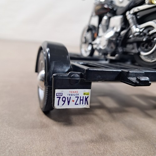 Maisto Harley-Davidson Tow & Show Trailers 1:18 2000 FXDL Dyna Low Rider - Picture 12 of 16