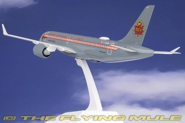 Skymarks 1:100 A220-300 Air Canada C-GNBN Foto 2 de 4