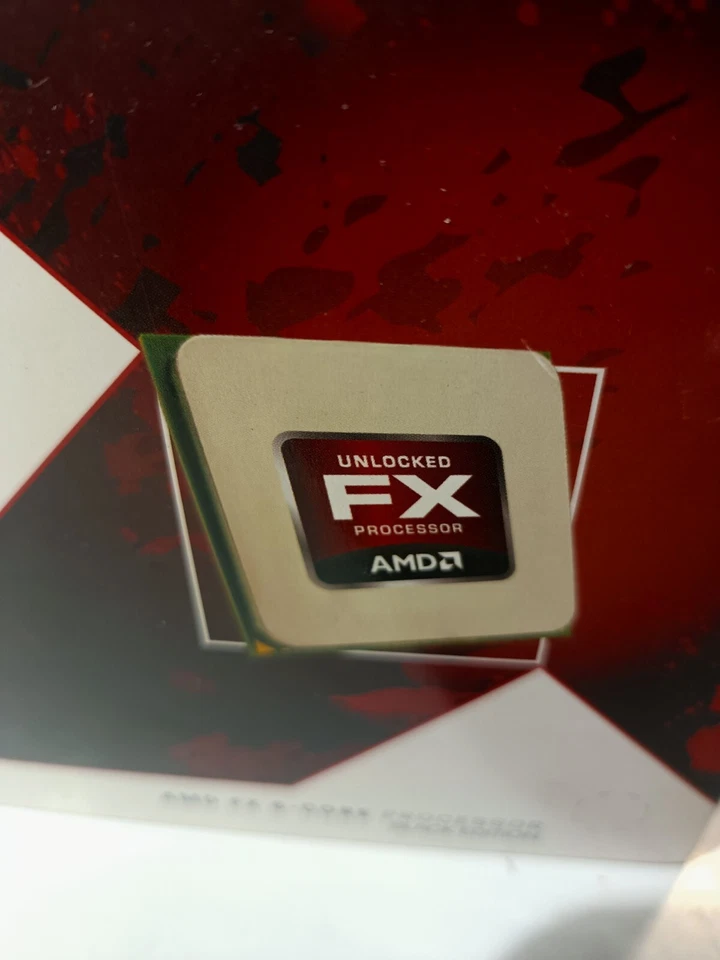 AMD FX-6100 3.3GHz Six CoreSocket A, Socket AM3+ CPU Processor - Image 2 of 4