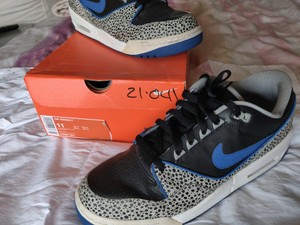 nike air assault price