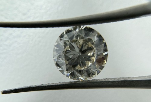 2.00 carat Natural Diamond | GIA certified | Shape - Round | Color- L | SI2 - Picture 4 of 6