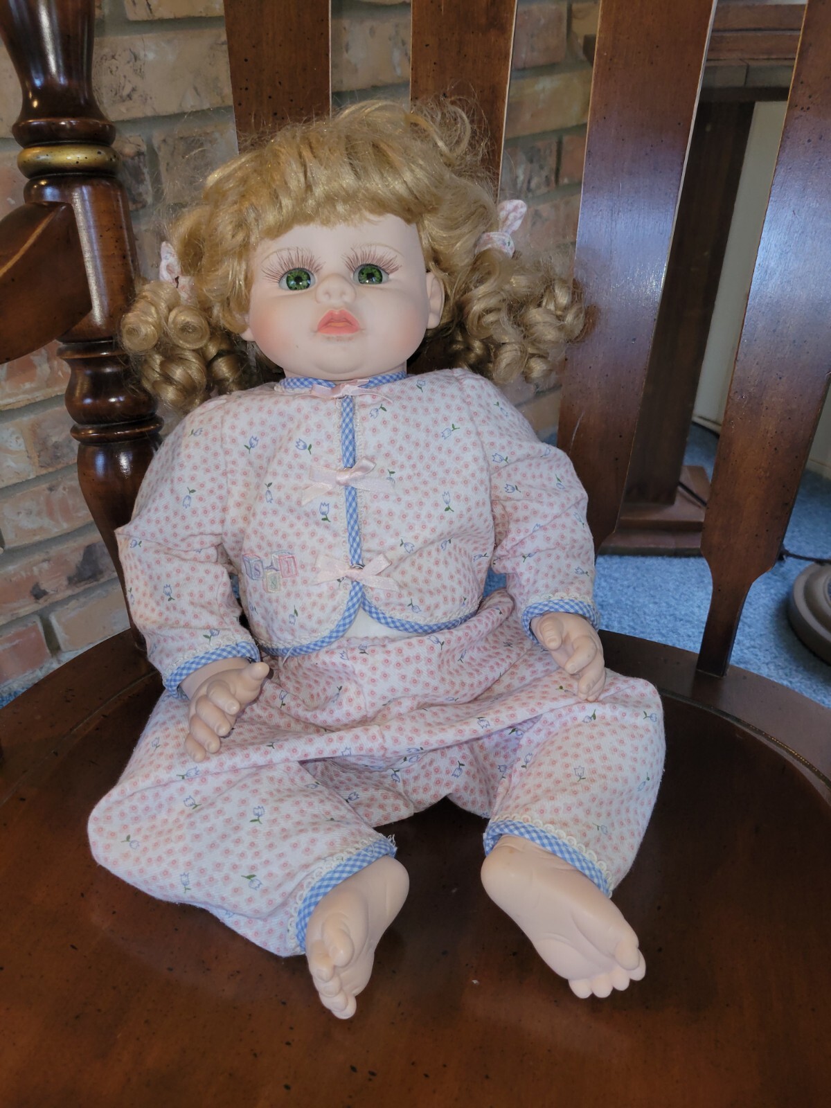 Leynir Antique Heritage Genuine Porcelain Doll Porcelain Doll