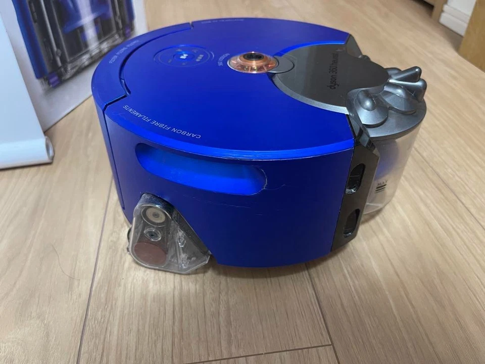 Dyson 360 Heurist Robot Vacuum Cleaner RB02 BN 360 Eye Robot working Used - Image 2 of 4