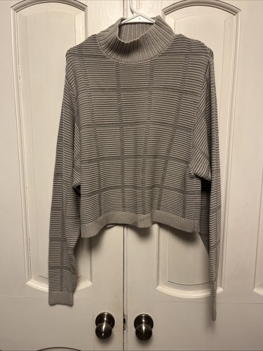 Lululemon Lab reflektierender Strickpullover mit Stehkragen Damen 8 - Bild 5 von 7