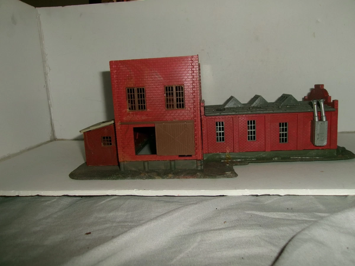 17 Years and Up POLA HO Model Railroad Buildings, Tunnels