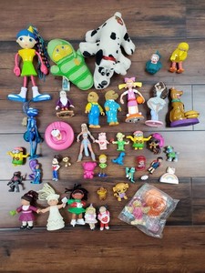 Vtg 80s 90s Girl Doll Toy Lot Care Bear Pound Puppies CPK Gummi Bears & More