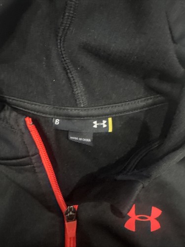 Under Armour Boys Size 6 Hooded Vest - Picture 2 of 3