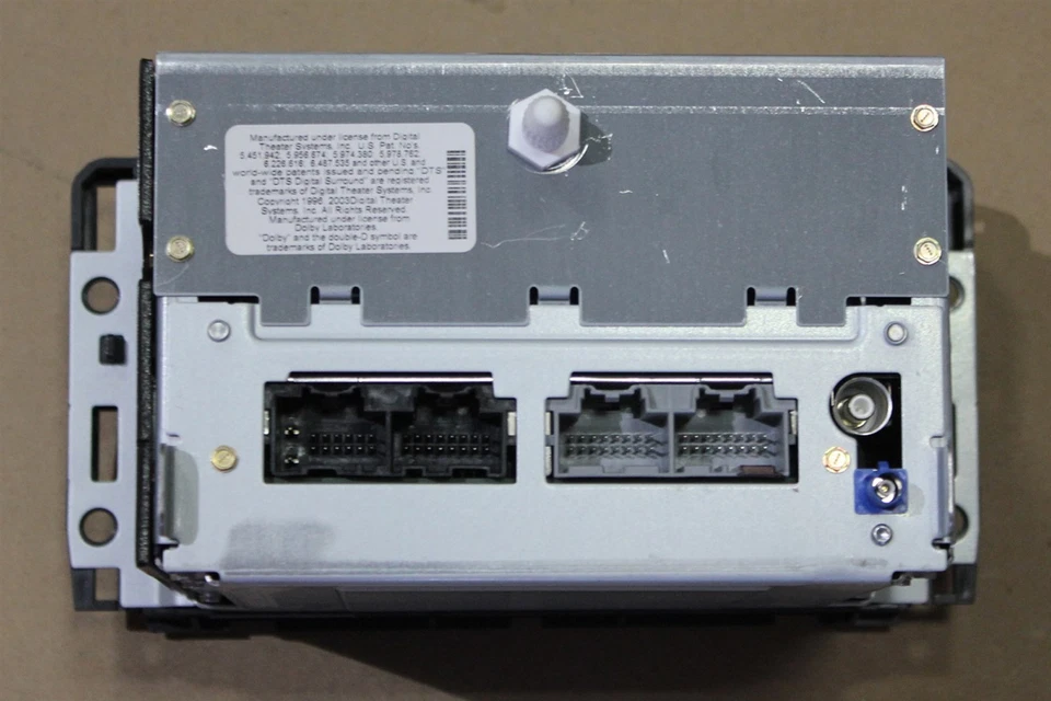 07-09 Saturn Outlook Navegação Navegação GPS XM Rádio Painel Unidade Principal 20789650 GM FABRICANTE DE EQUIPAMENTO ORIGINAL - Imagem 3 de 4