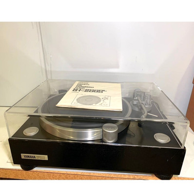 YAMAHA GT-2000 Direct Drive Turntable Record Player Vintage Audiophile Japan
