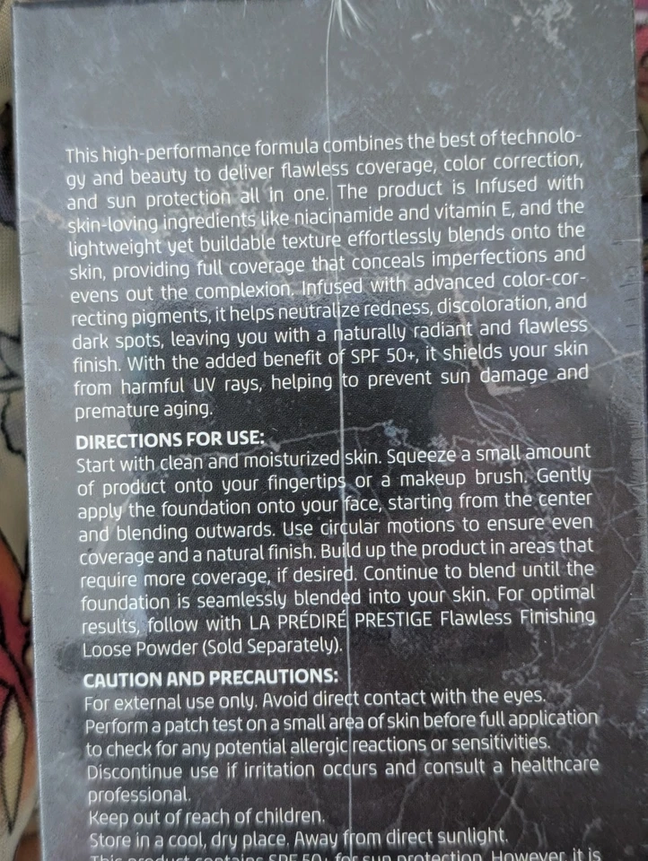 La Prédiré Prestige Paris Flawless Foundation 1WF Natural Beige SPF50 - Image 3 of 3