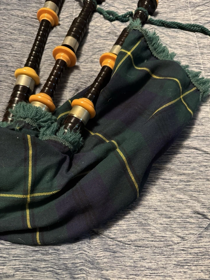 Vintage R.G.Hardie African Blackwood Bagpipes Circa 1955 - 1965 - Image 3 of 4