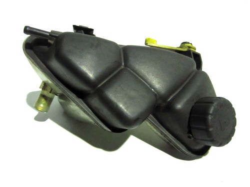 Mercedes-Benz Vaneo W414 Ausgleichsbehälter 1685000249 Kühlwasserbehälter