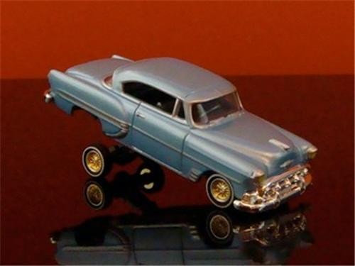 Hopper 1953 Chevy Bel Air V8 Kustom Lowrider 1/64 Scale Limited Edition J - Picture 6 of 7