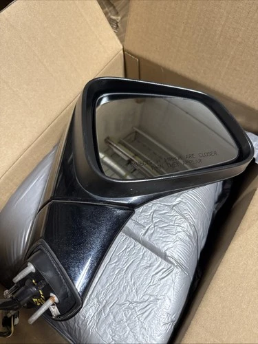 2014-2020 OEM Used Buick Encore Right Passenger Side View Door Mirror Black