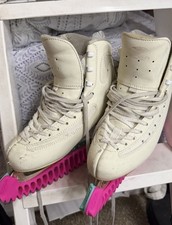 Edea White Figure Ice Skates Lace Closure with Pink Blade Guards