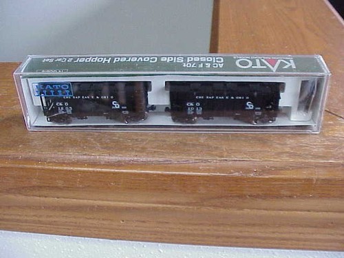 Nuevos coches tolva cubiertos laterales cerrados escala N Chesapeake y Ohio Kato 186-0104 | Condition: New