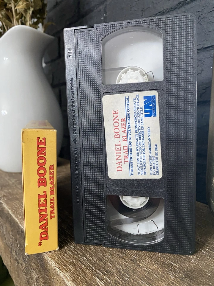 Daniel Boone Trail Blazer VHS 1986 Bruce Bennett, AMAZING ARTWORK Vtg HTF OOP - Image 3 of 4
