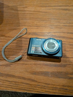 Samsung 14.2MP Digital Camera 10x Zoom 27mm Wide Angle Slim   For Parts/Repair