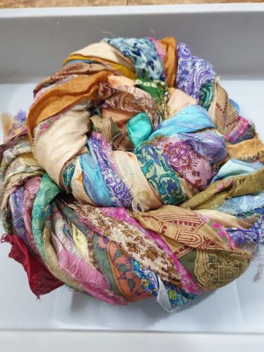 ON 12 yards Unstitched Recycled PURE Silk Sari Ribbon Yarn tassels Dull SKEINS - Picture 3 of 5
