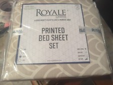 Royale Linens Printed Sheet Set Size Queen 100 Cotton