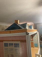 Sindy House With Roof, Balcony, Lift And Set Of Doors
