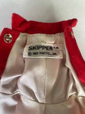 Tenue Barbie Skipper – Manteau #1906 – Mattel France 1964 – Vintage Neuf