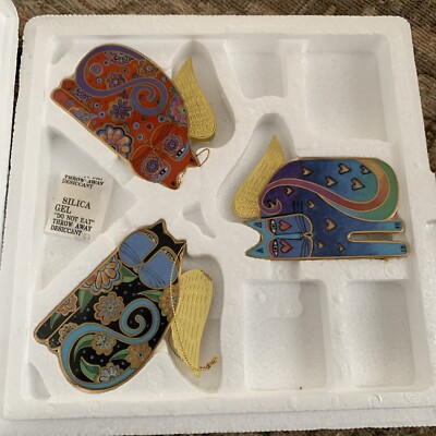 Laurel Burch s Fantastic Angeli-cats Ornament Collection - 18 Ornaments
