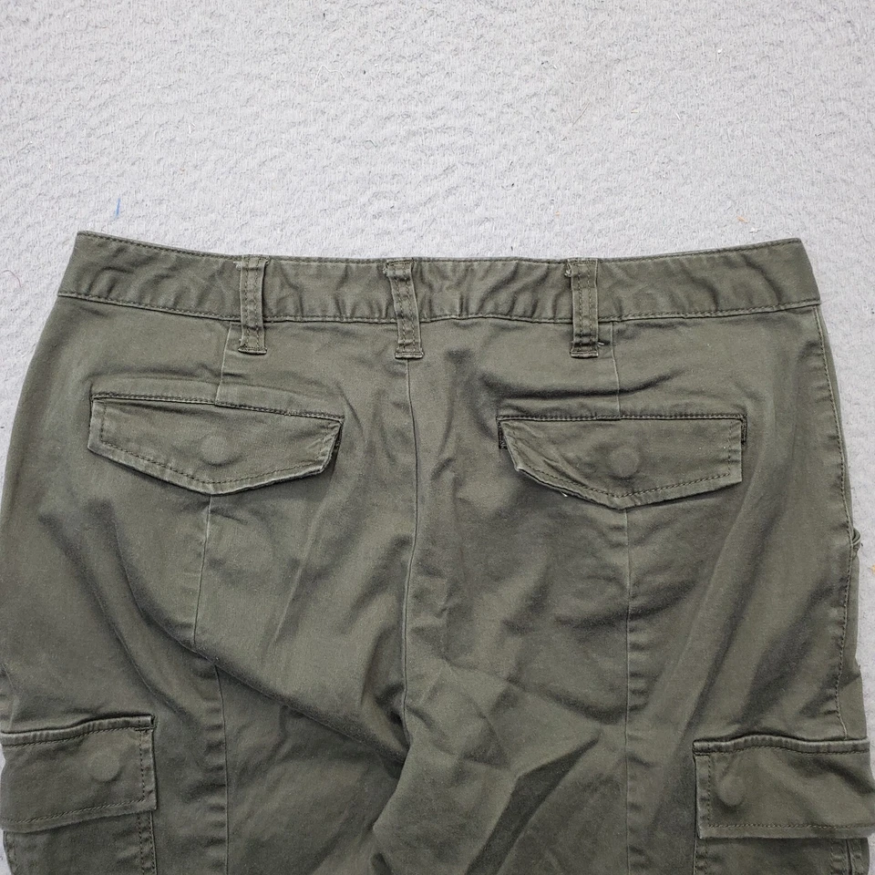 Calça cargo INC International Concepts feminina 10 verde elástica casual ao ar livre - Imagem 3 de 4