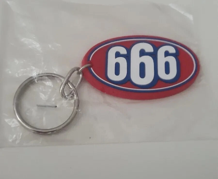 Porte clés SS17 Supreme 666 porte clés plastique rouge accessoire neuf et non ouvert