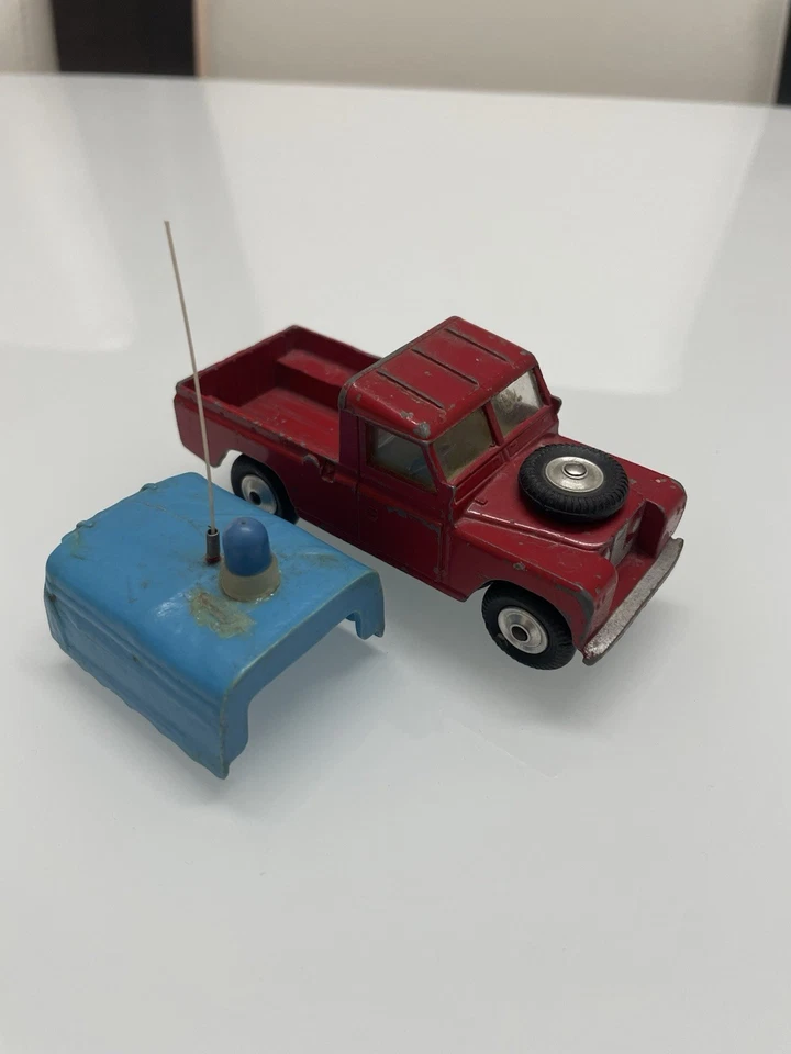 Corgi Toys Land Rover 109 W.B. - Immagine 3 di 4