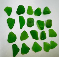 GENUINE PURE BEACH SEA GLASS SURF TUMBLED KELLY GREEN OCEAN FROSTED SEA GLASS