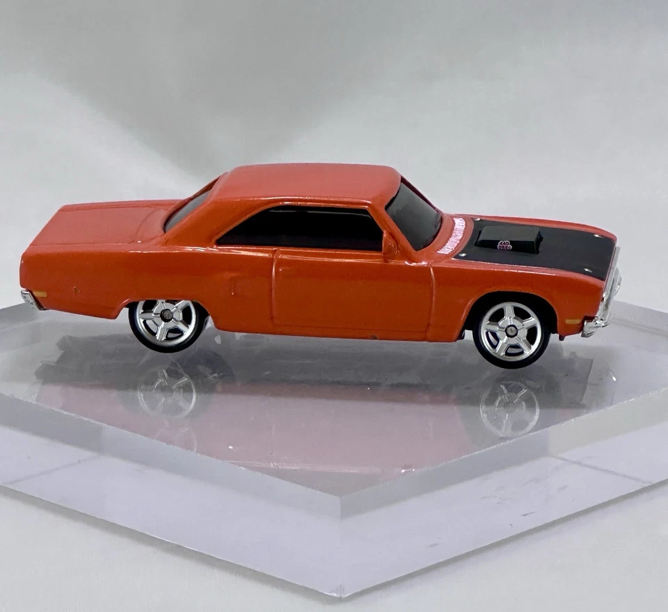 Dom 70 Plymouth Road Runner Orange Fast & Furious 16 1:55 Ff012 FcF37 Hot Wheels - Image 4 of 4