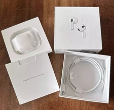 Apple 3rd Generation Bluetooth Headsets Right Left+Wireless Charging Box