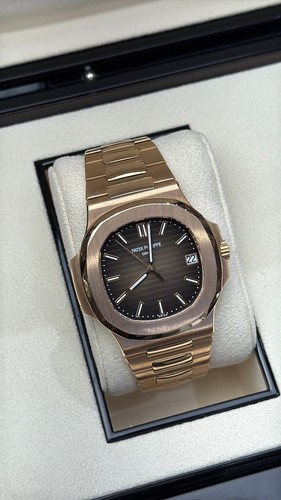 Patek Philippe Nautilus 5711/1R-001 Rose Gold Brown Dial Complete Set