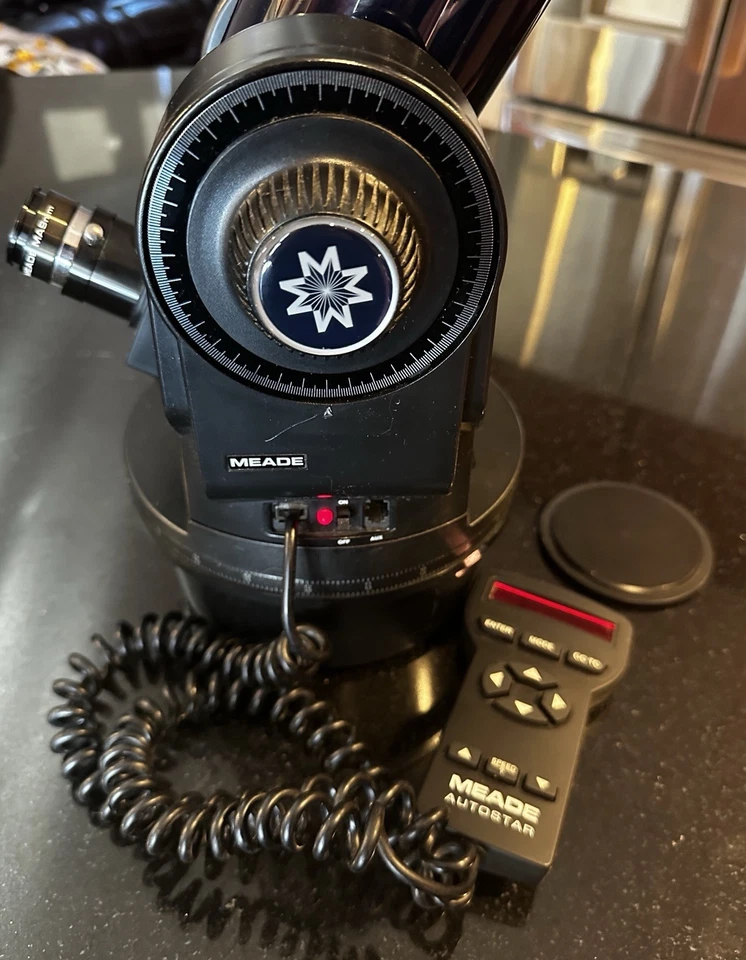 Meade ETX-70 Telescope W/D70mm F350mm f/5.0 Lens. May Need New Controller - Image 4 of 4