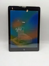 iPad 6 9.7 (2018) 32GB - Space Gray - (Wi-Fi + GSM/CDMA + LTE) -Grade D