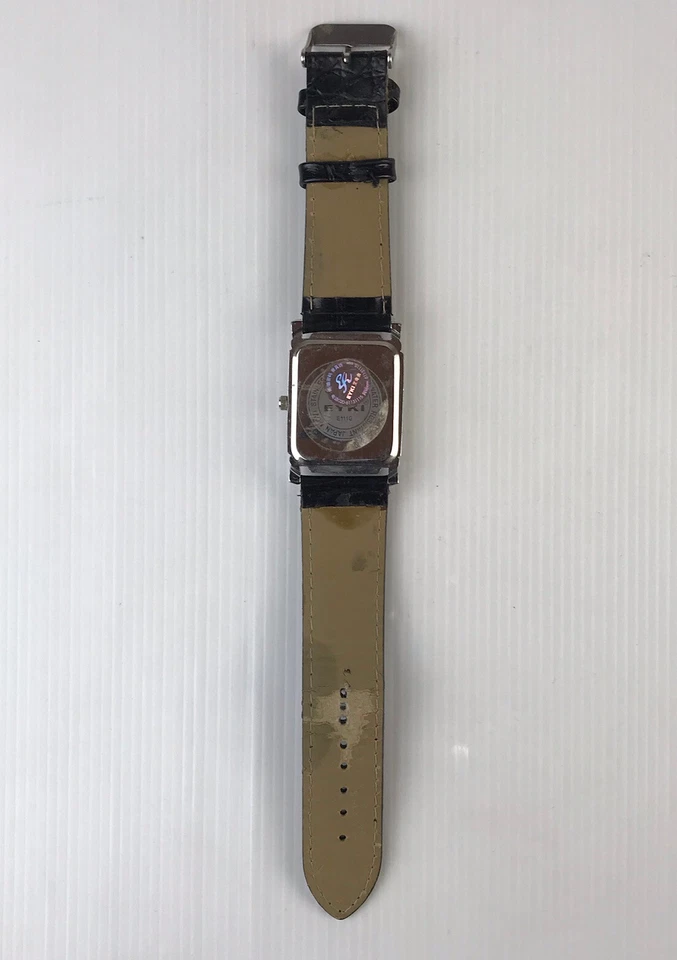 Eyki Ladies wrist watch Japan movement water resistant - Image 3 of 4
