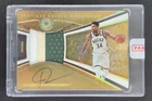 2019-20 Opulence Giannis Antetokounmpo Precious Swatch Patch Auto Holo Gold /5