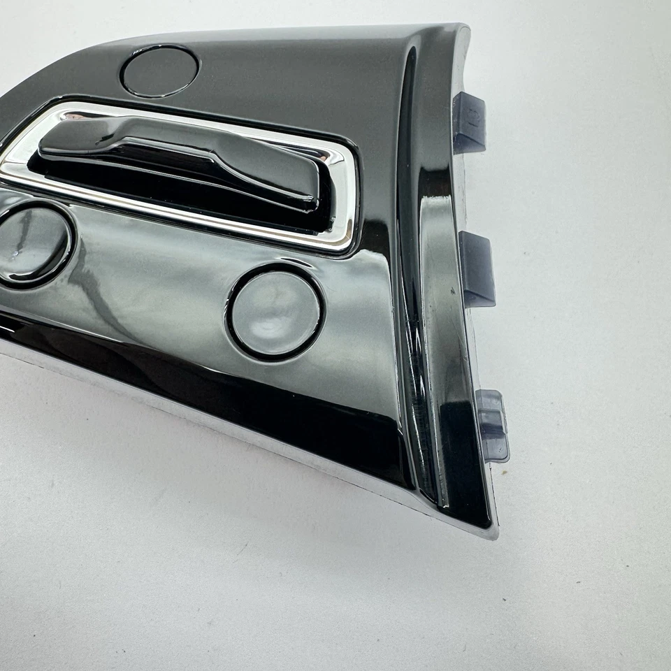 2013-2019 凯迪拉克 XTS 方向盘装饰巡航开关 84112892 — 第 2/4 张图片