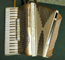 fisarmonica a piano Rondinella - Pigini Marino 120 bassi Vintage Bianca 