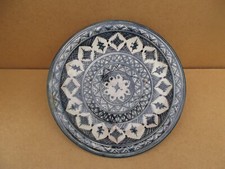 ancien grand plat marocain oriental en terre cuite poterie signer Berbère Kabyle