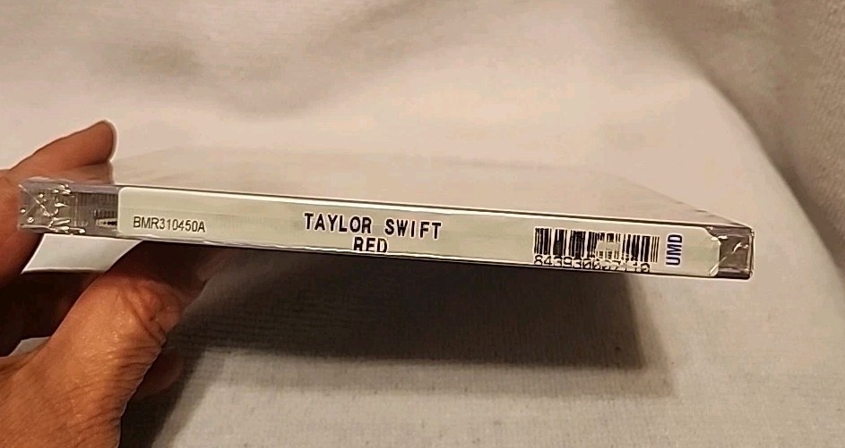 Red by Taylor Swift (CD, Oct-2012, Big Machine Records) for sale