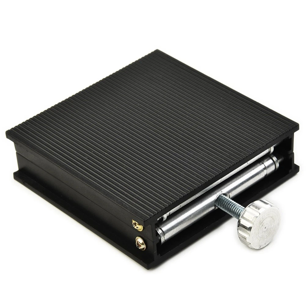 Stable and Portable Aluminum Lifting Stand for Woodworking Enthusiasts