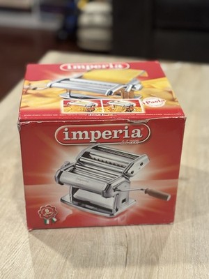 Imperia Pasta Maker Machine Heavy Duty Steel w/ Easy Lock - SP150 NEW OPEN BOX