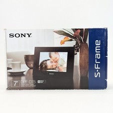 SONY DPF-D75 7-Inch LCD Digital WVGA 16:10 Photo Frame Black - NEW