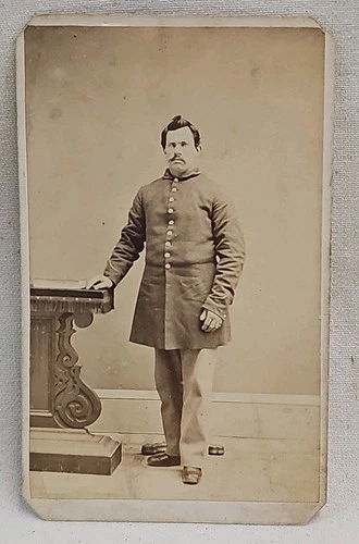 Antique Civil  War Era CDV Photographic Studio Image Federal Union Soldier