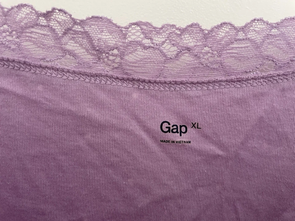 Camiseta sin mangas Gap para mujer pequeña con ribete de encaje de lunares mezcla de algodón suave púrpura claro XL Foto 2 de 4