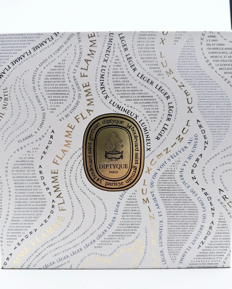 NUEVO JUEGO CARRUSEL DIPTYQUE VELAS AMBRE Y FEU DE BOIS 70g EDICIÓN FESTIVA Foto 3 de 4